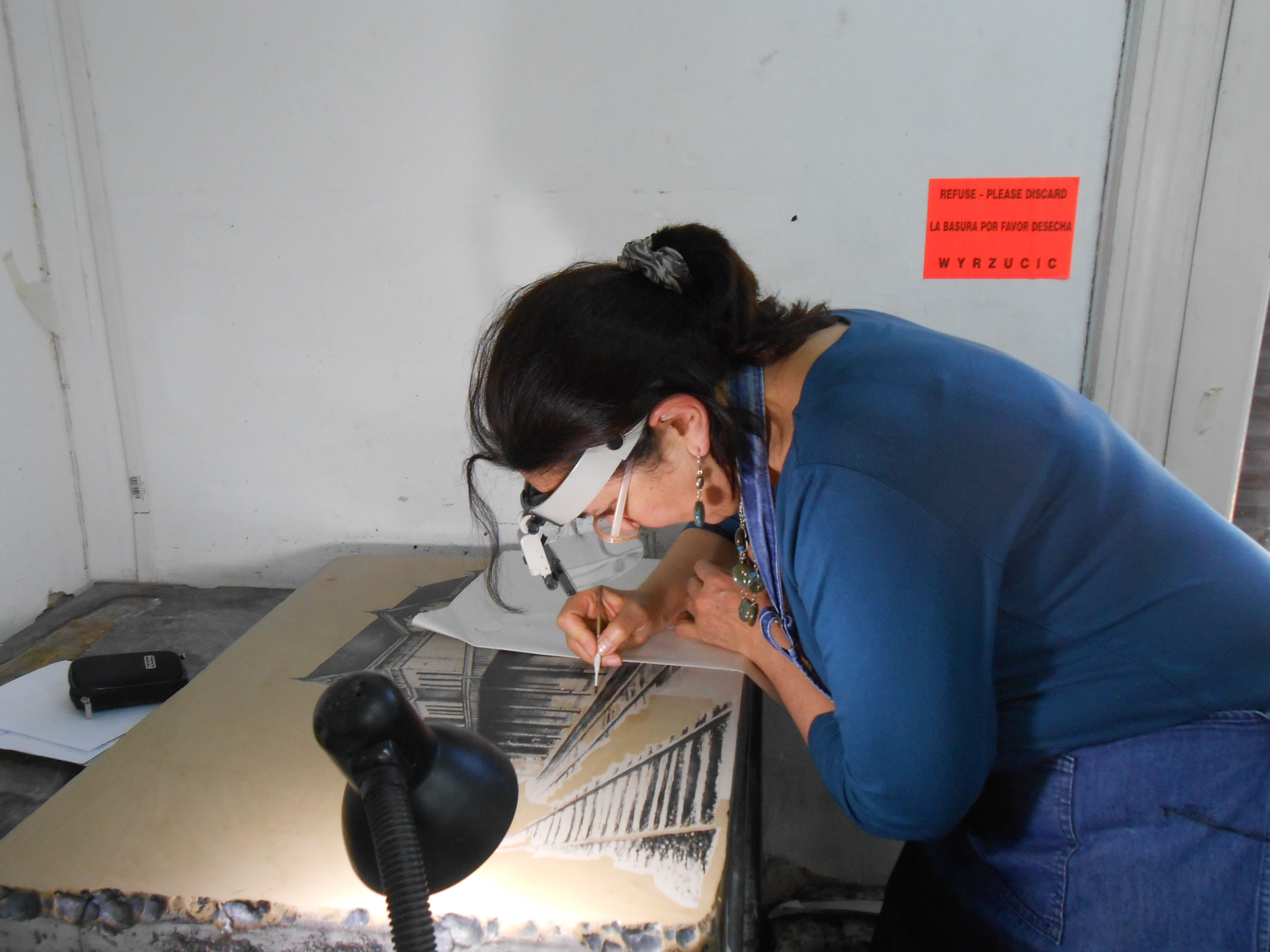 LUCIA TORRES - Proceso de impresión de la pieza «Migrante 102 - Estación Puerto Deseado»